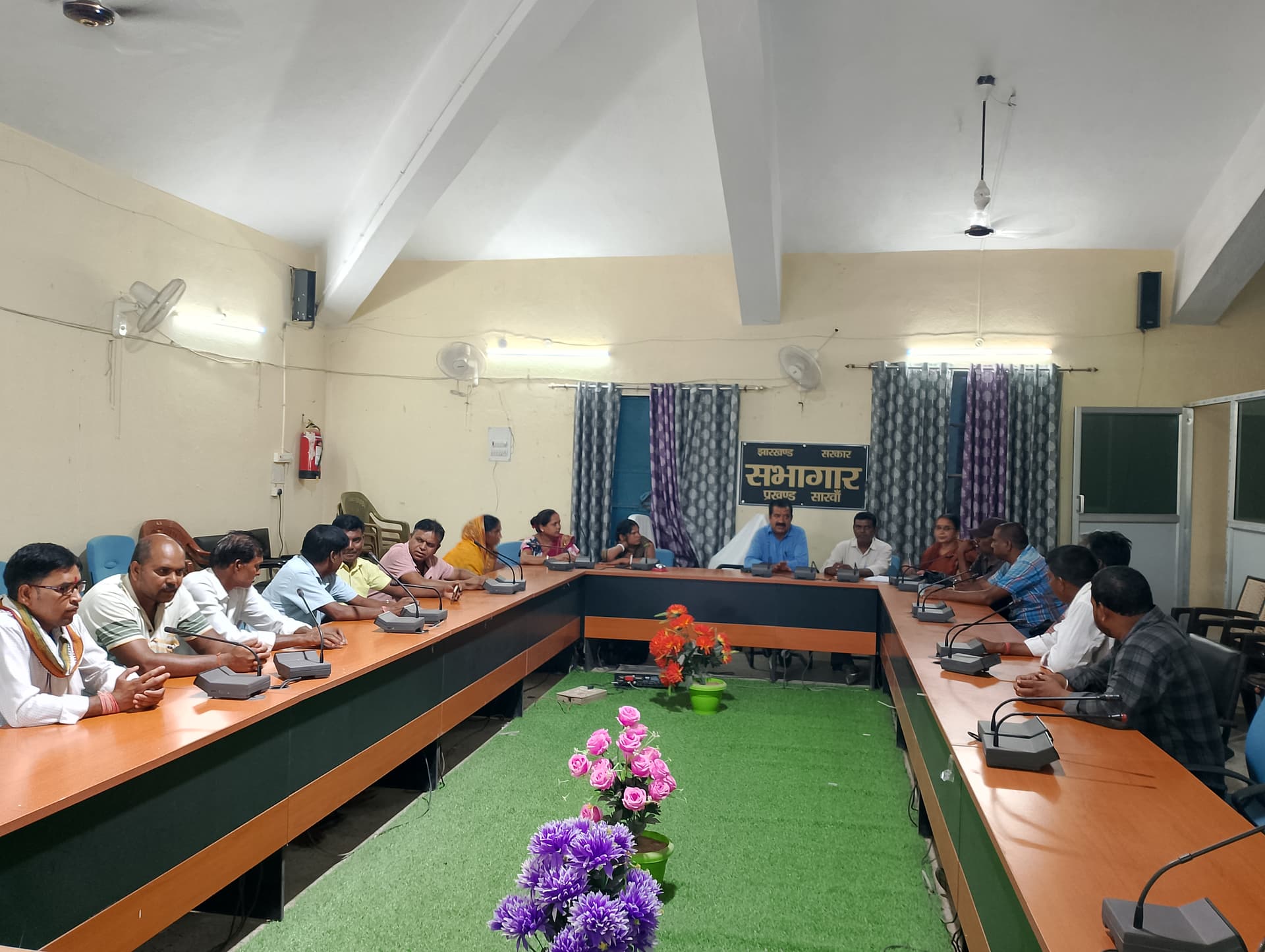 सलाहकार समिति की बैठक में कम बारिश में मडुवा मक्का उरद की खेती को बढ़ावा देने की सलाह