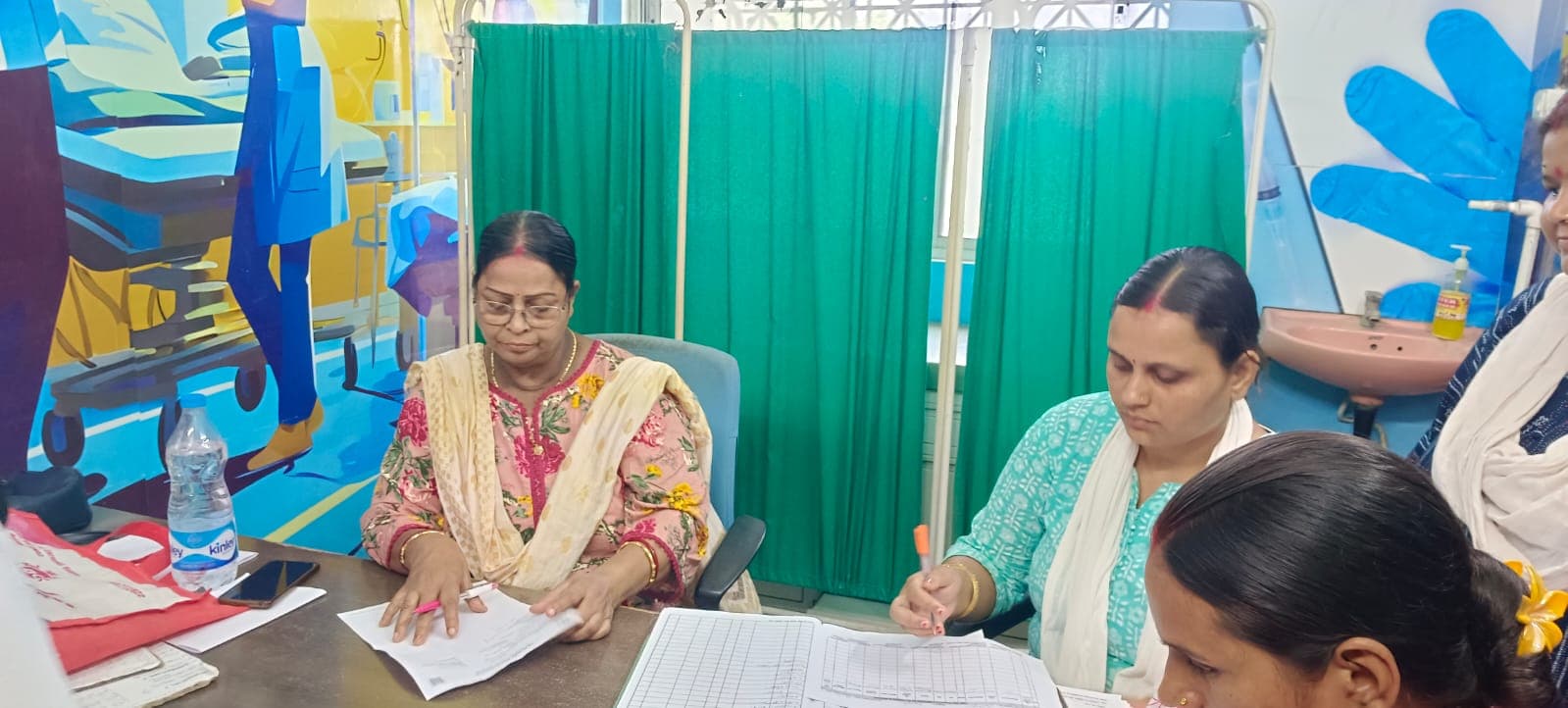अनुमंडलीय अस्पताल में 78 गर्भवतियों की हुई जांच, एक हाई रिस्क मामला चिह्नित