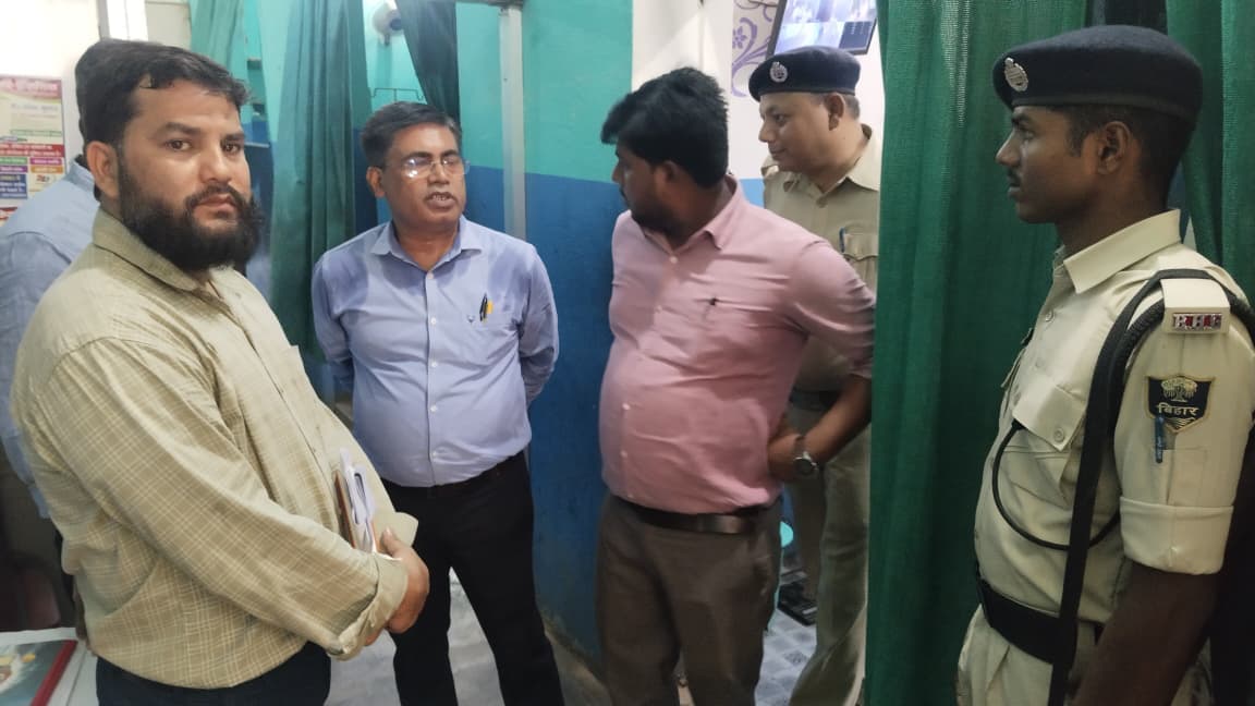 अवैध नर्सिंग होमों पर चला प्रशासन का डंडा, चार क्लिनिक सील