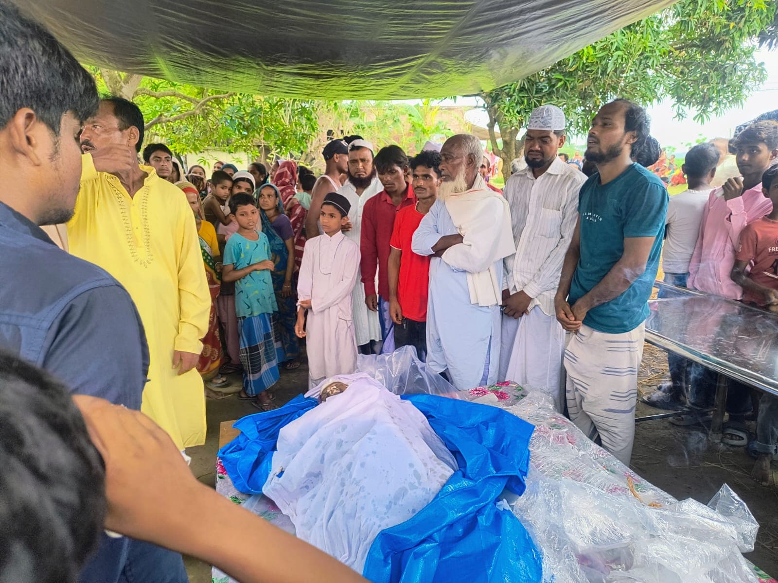निर्माणाधीन इमारत से गिरकर प्रवासी मजदूर की मौत