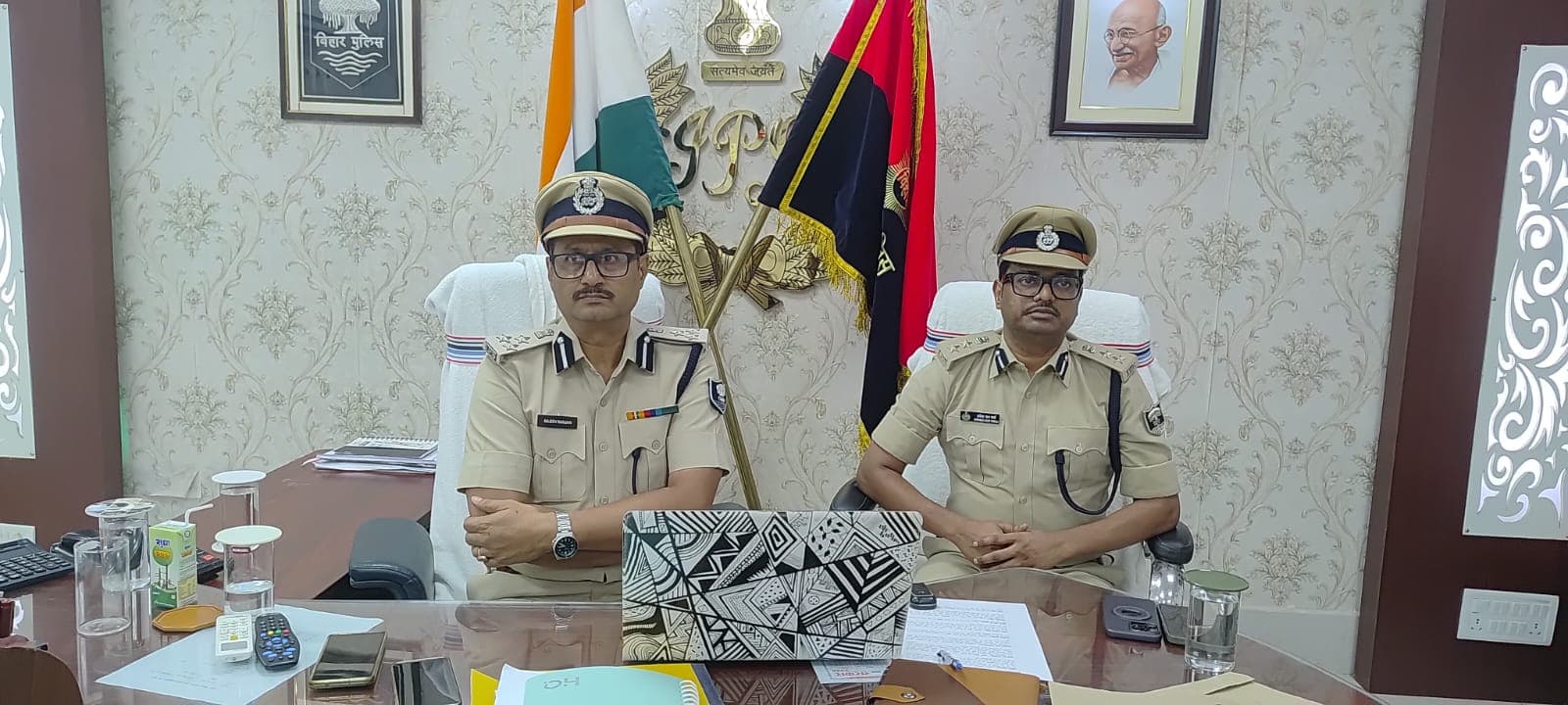 डीआइजी ने किया बांका पुलिस कार्यालय का निरीक्षण, अपराध नियंत्रण पर दिया बल