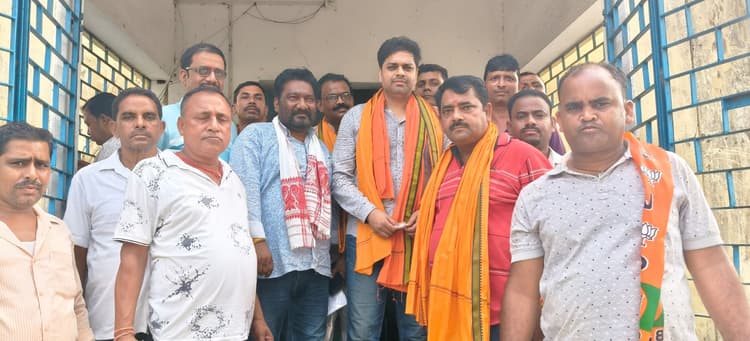 भाजपा कार्यकर्ताओं की बैठक में मतदाता पुनरीक्षण अभियान पर हुई चर्चा
