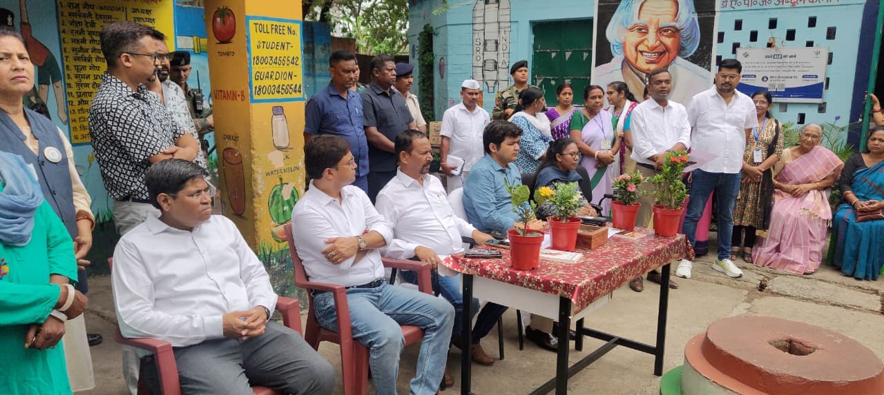 Chaibasa News : 22 करोड़ से बनेगा नया बस स्टैंड, जोड़ा तालाब का भी होगा सौंदर्यीकरण : मंत्री