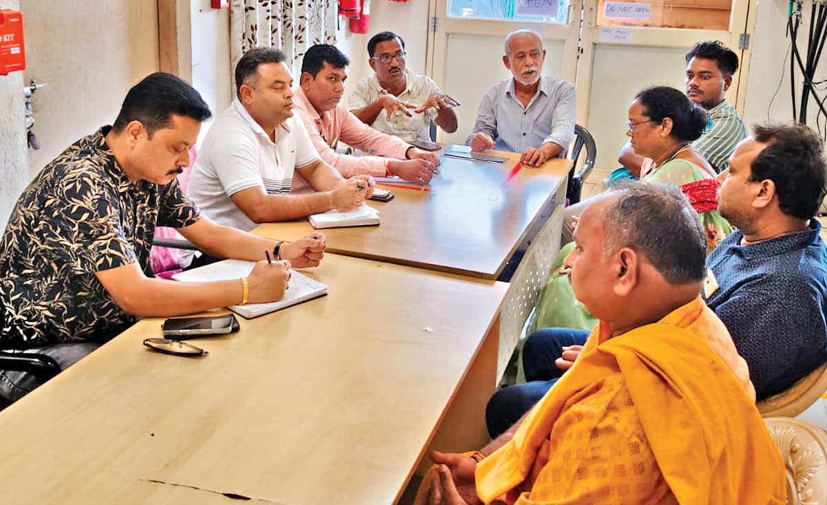 Rourkela News: बंडामुंडा में पुराने व जर्जर तारों को बदला जाये, निर्बाध बिजली आपूर्ति सुनिश्चित हो : भाजपा