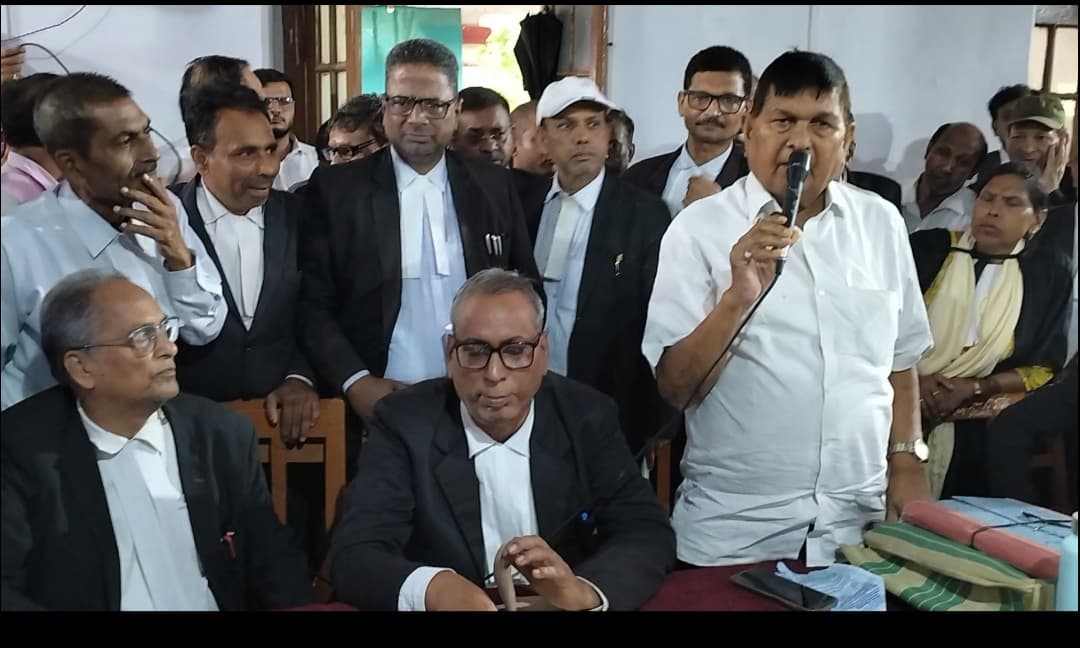 न्यायिक दंडाधिकारी किरण कुमारी की अदालत के दो दिवसीय बहिष्कार का निर्णय