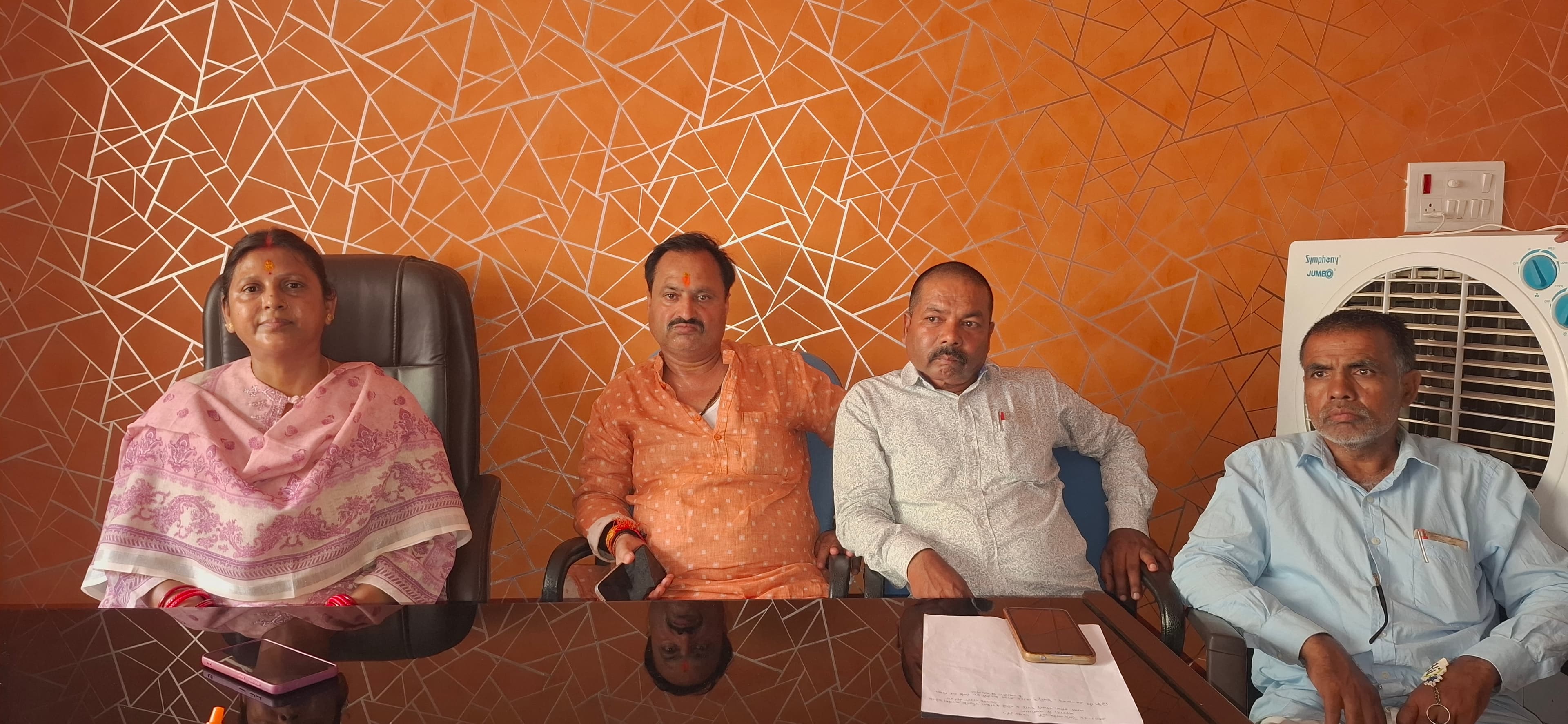 Giridih News :अधिकारियों की मनमानी से भ्रष्टाचार चरम पर : डॉ मंजू कुमारी