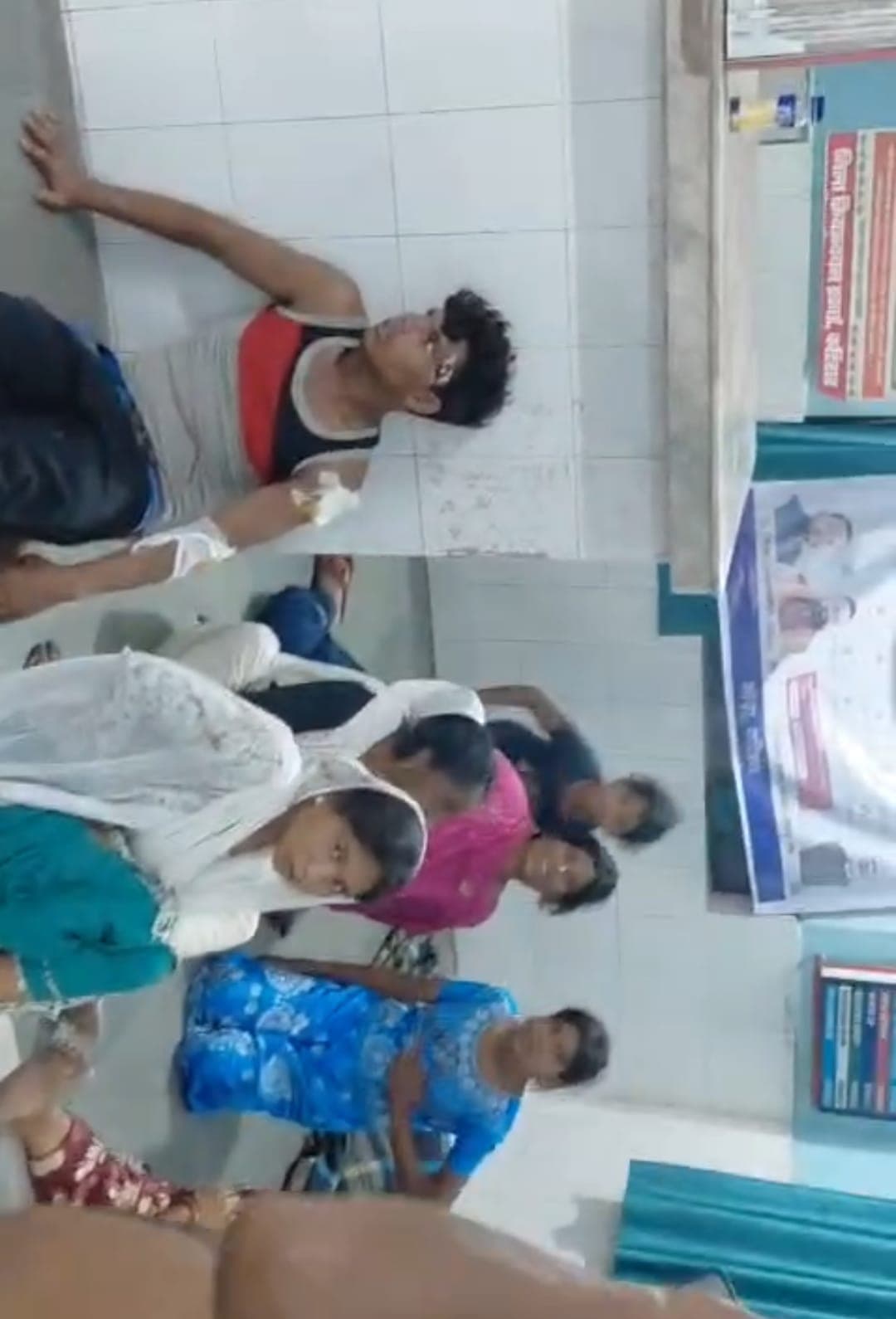 एनएच-31 जुराबगंज के निकट भीषण सड़क हादसा, बस पलटने से 35 यात्री घायल