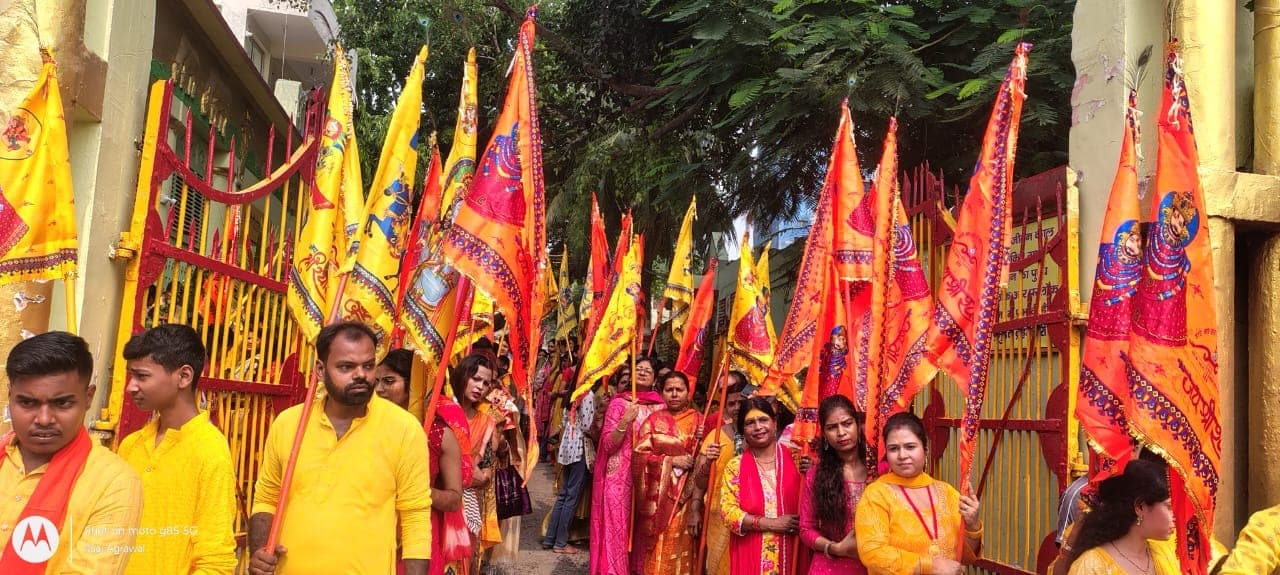 श्याम भक्तों निकाली पालकी सह निशान शोभायात्रा