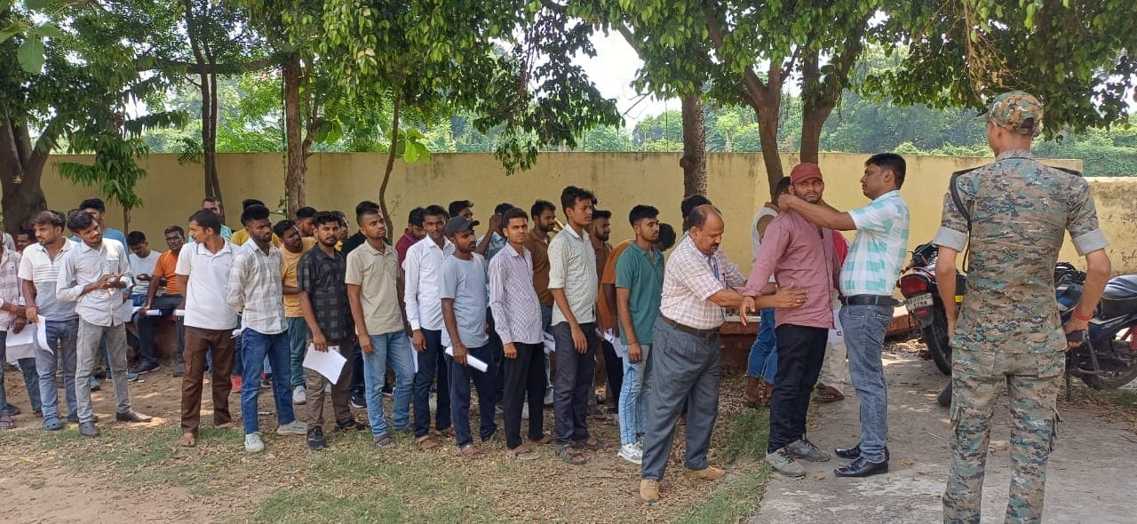 केंद्रीय चयन पर्षद की परीक्षा में 11376 परीक्षार्थियों में मात्र 5511 परीक्षार्थी हुए शामिल