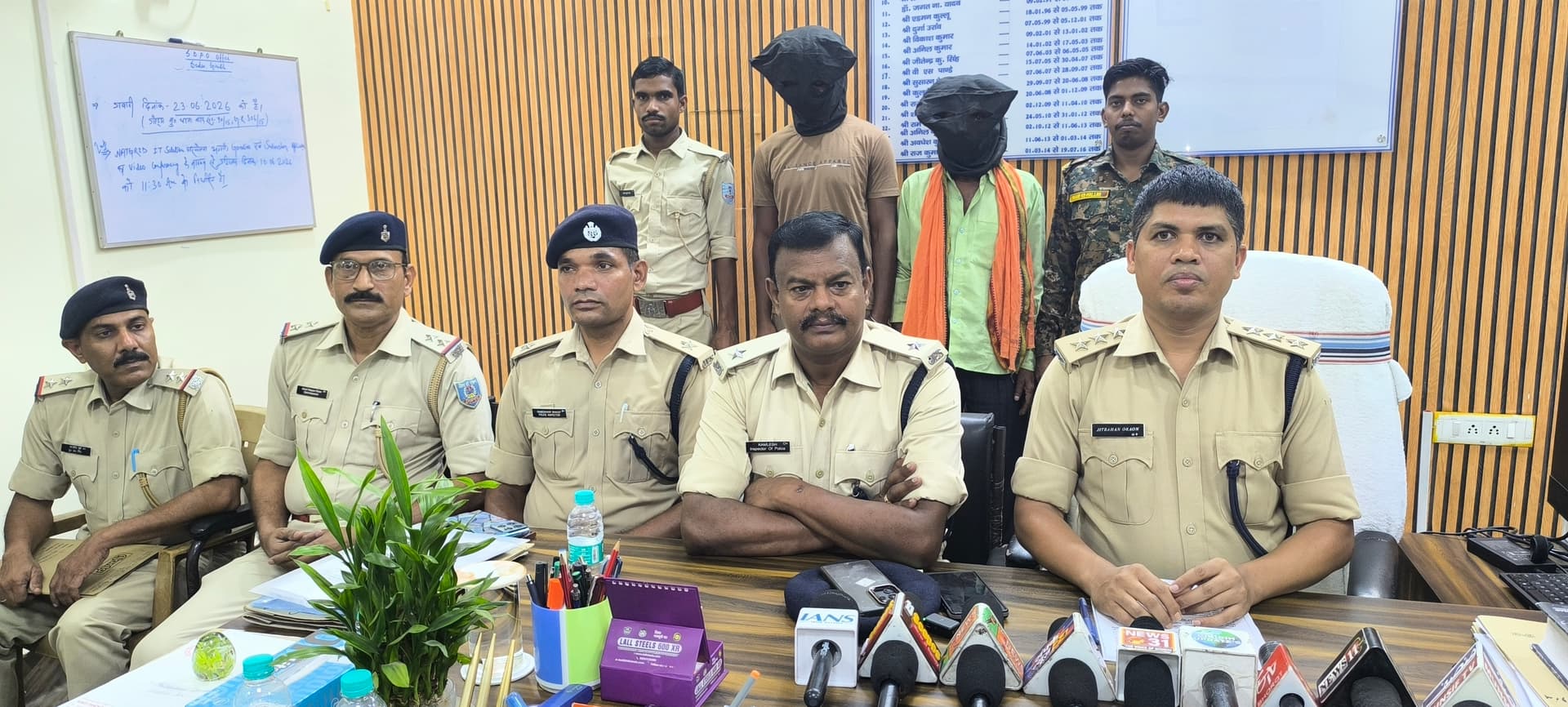 Giridih News :साइबर पुलिस पर हमला मामले में दो आरोपित गिरफ्तार, जेल गये भेजे