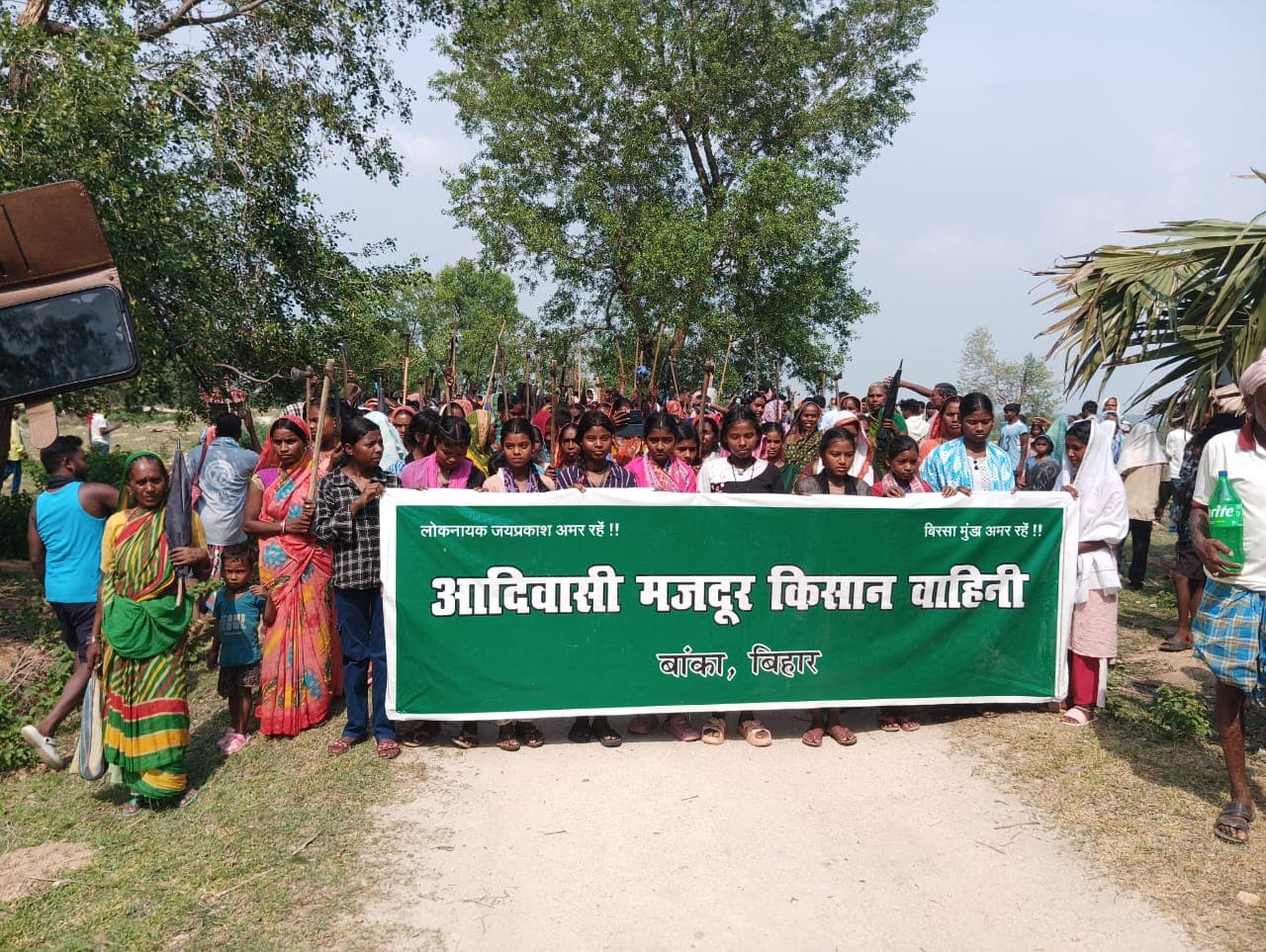 प्रस्तावित परमाणु विद्युत संरचना निर्माण के विरोध में ग्रामीणों की बैठक, निकाला प्रदर्शन जुलूस