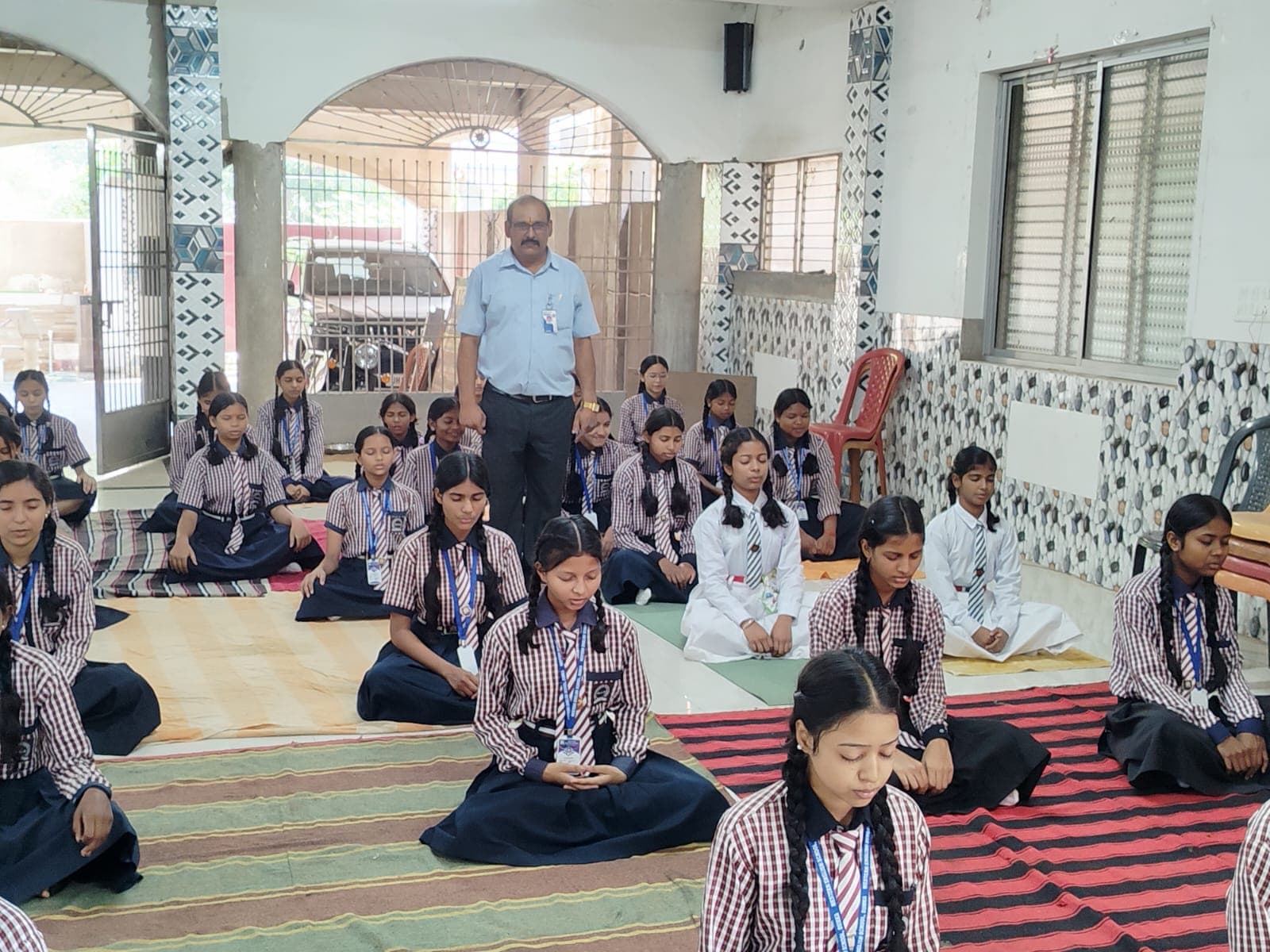 अंतरराष्ट्रीय योग दिवस से पहले बच्चों ने सीखा स्वस्थ जीवन का मंत्र