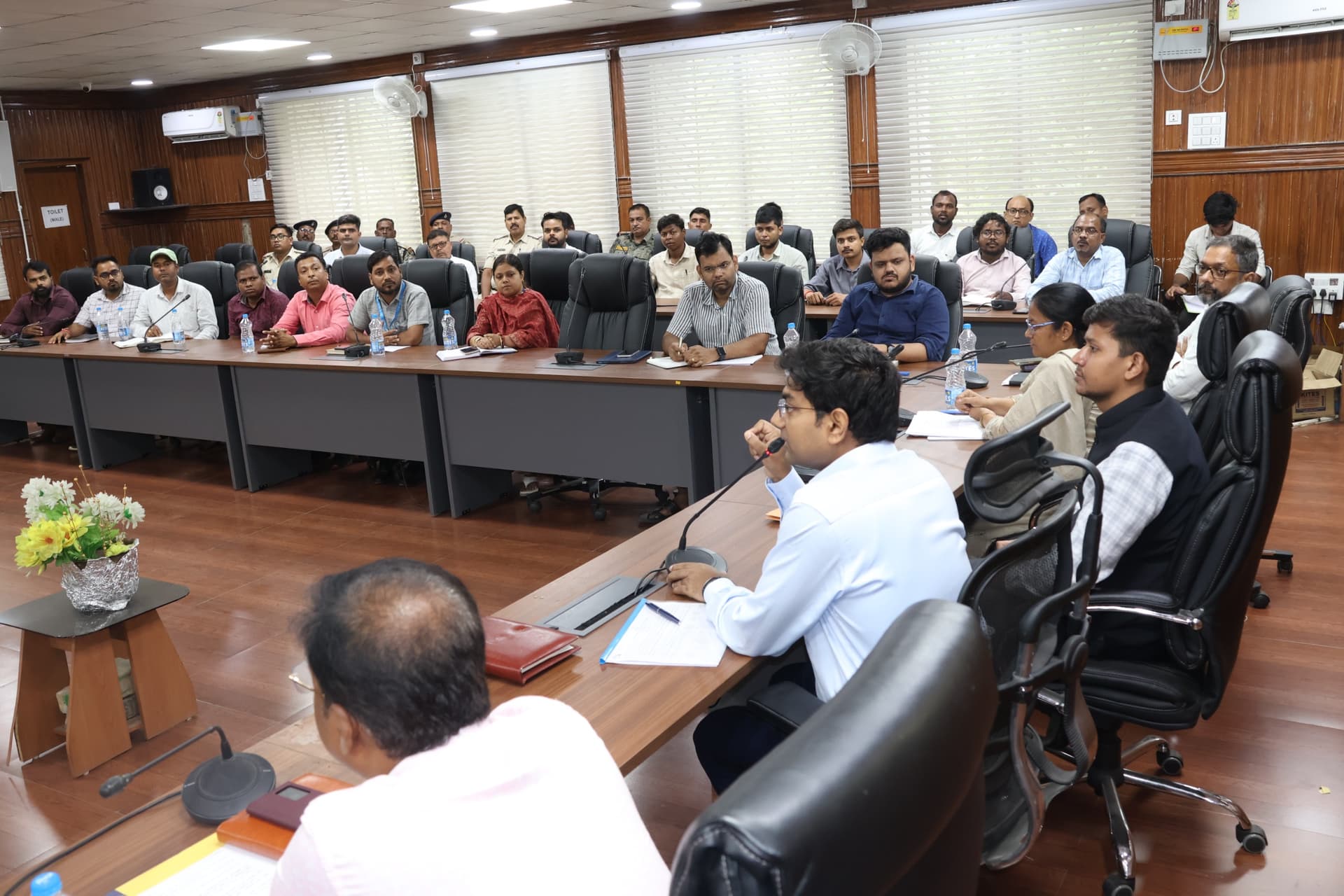 नीट यूजी परीक्षा में लापरवाही नहीं होगी बर्दाश्त, निर्देशों का करें अक्षरश: पालन: डीसी