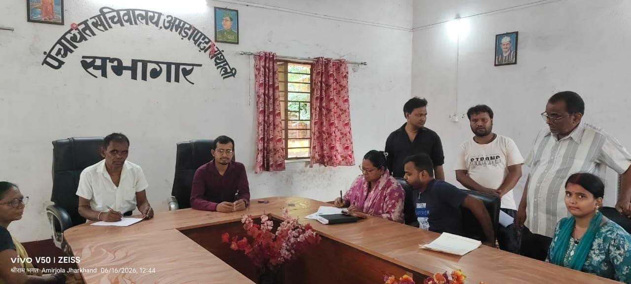 विशेष शिविर में बने जाति, निवासी व आय प्रमाण-पत्र, ग्रामीणों को राहत