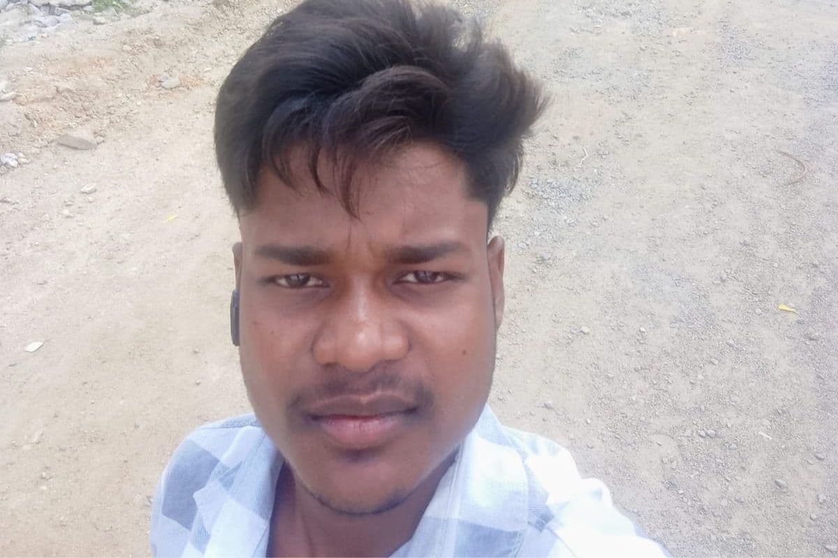 गढ़वा: मेरठ से घर लौट रहा डंडई का युवक लापता, 10 दिनों से बंद है मोबाइल 