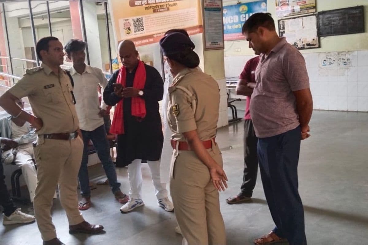 घर से शौच के लिए निकली छात्रा के साथ दुष्कर्म का आरोप, जांच में जुटी पुलिस