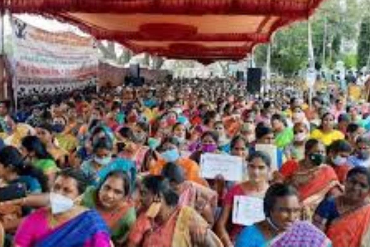 जहानाबाद में शिक्षकों का हंगामा चौथे दिन भी जारी, वार्ता फेल होते ही ‘घेरा डालो डेरा डालो’ आंदोलन तेज