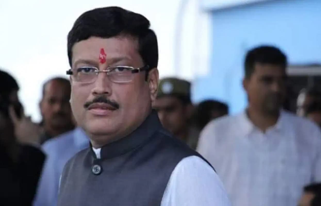 तृणमूल नेता सब्यसाची दत्ता देर रात गिरफ्तार, जबरन वसूली और जान मारने की धमकी देने का आरोप