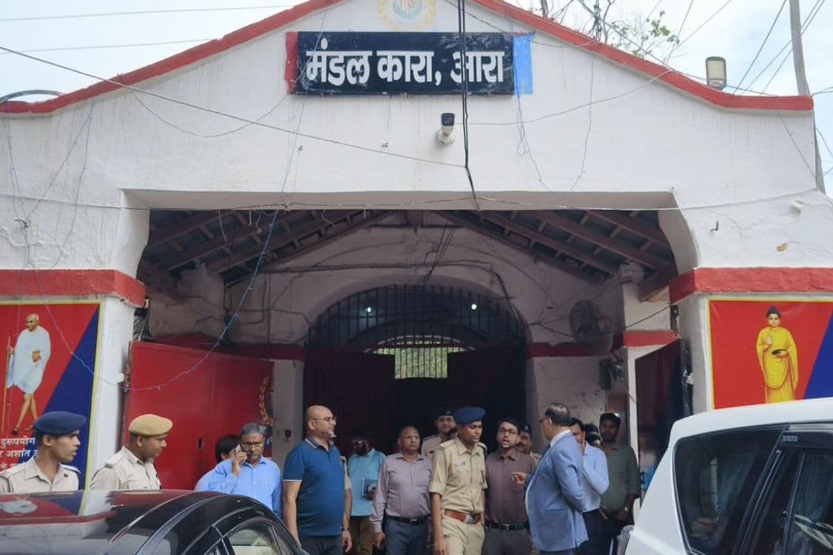 बिहार की जेलों में रातों रात प्रशासनिक फेरबदल, एकसाथ 30 उपाधीक्षकों का तबादला, देखिए पूरी लिस्ट