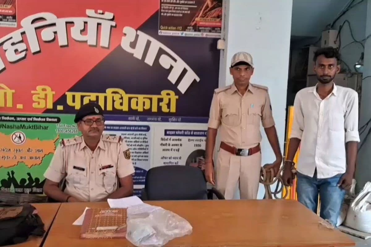 कैमूर में कलयुगी बेटा गिरफ्तार: मां से मारपीट मामले में चल रहा था फरार, भेजा गया जेल