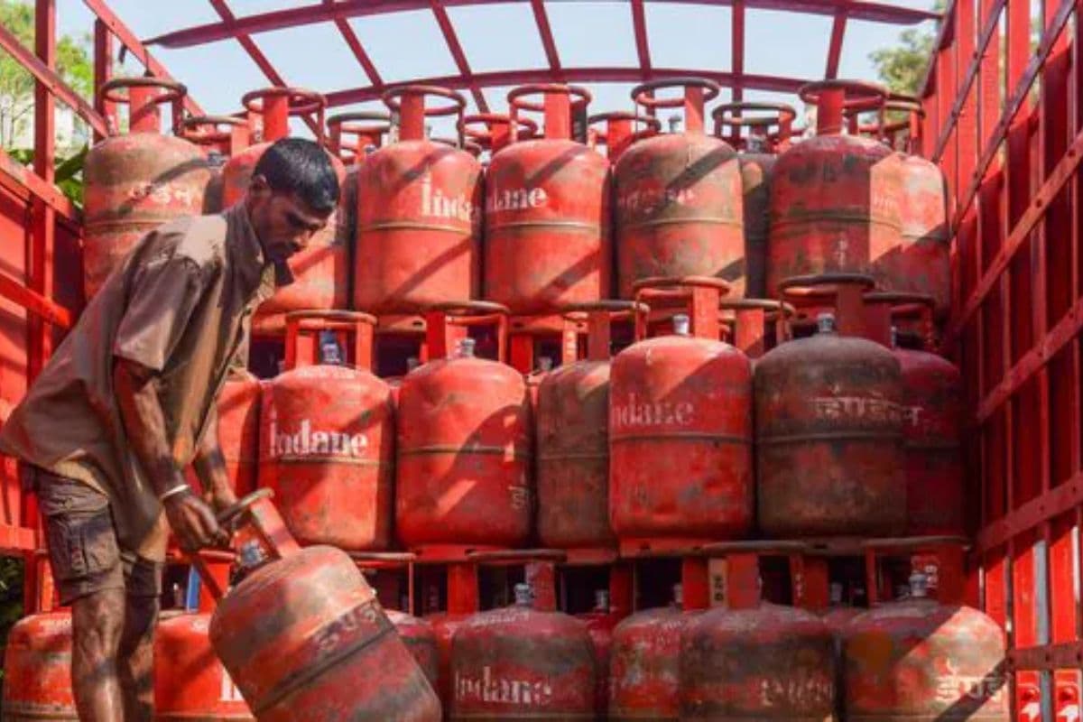 बिहार में लाखों LPG उपभोक्ताओं के लिए अलर्ट, इतने लाख से अधिक आय वालों की गैस सब्सिडी हो सकती है बंद