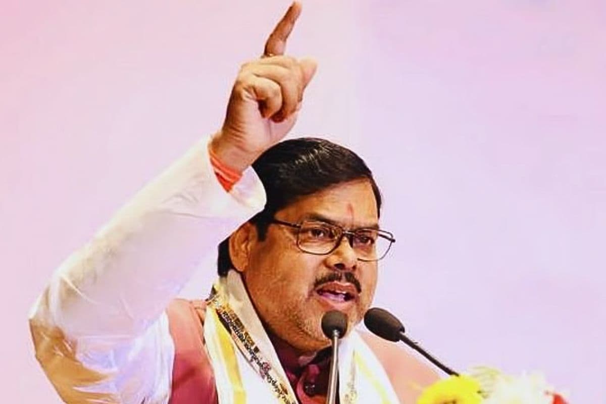 बिहार के इन शिक्षकों को शिक्षा मंत्री ने दी चेतावनी, बोले- जांच होगी, दोषी पाए जाने पर जा सकती है नौकरी