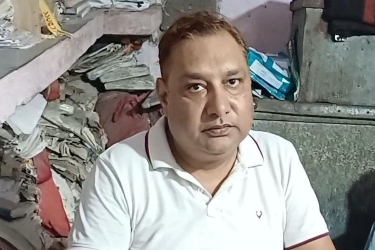 महिला कर्मी और नाबालिग बेटी से छेड़छाड़ के आरोप में AIIMS अधिकारी गिरफ्तार