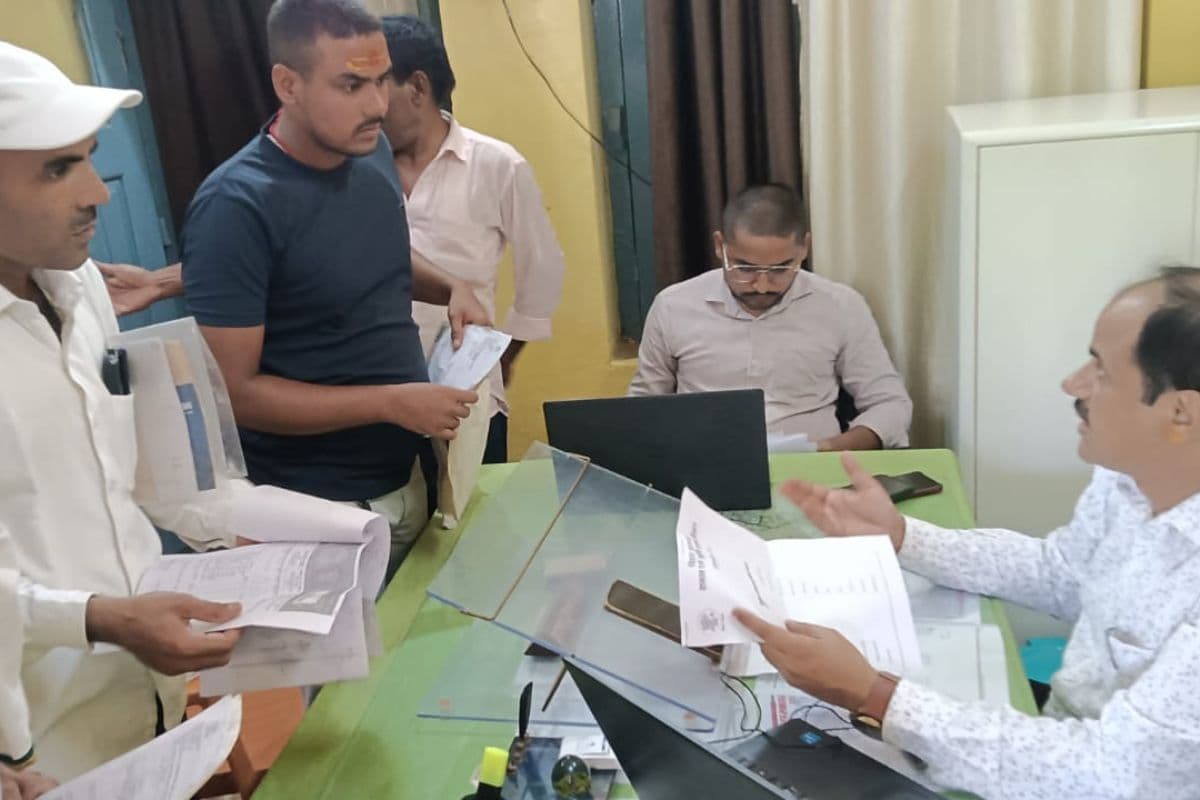 जहानाबाद घोसी अंचल कार्यालय में जनता दरबार का आयोजन, भूमि विवादों का हुआ त्वरित निष्पादन, 20 से अधिक मामलों की सुनवाई