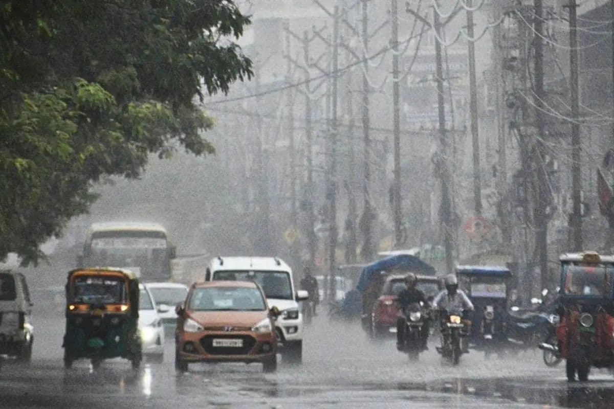 बिहार में आज IMD का डबल अलर्ट, सीमांचल में आंधी-बारिश की चेतावनी, पटना समेत इन जिलों में लू चलने की संभावना