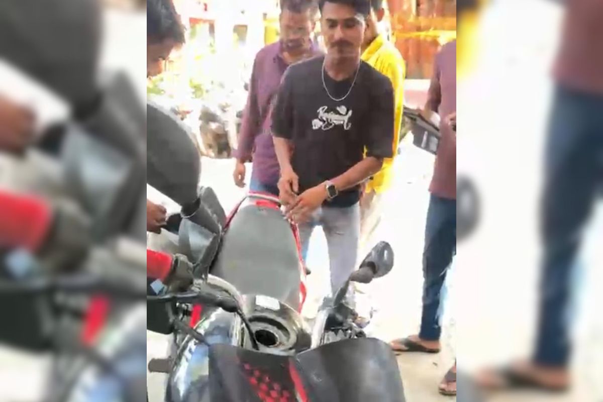 सीट, डिक्की और टंकी में छिपाकर ले जा रहा था शराब, पुलिस ने पकड़ा तस्करी का ये तरीका