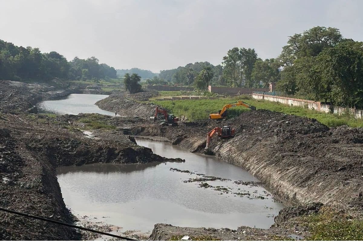 बेगूसराय : कभी मंसूरचक की जीवनरेखा थी बलान नदी, आज खुद अस्तित्व बचाने के लिए कर रही संघर्ष, बढ़ा जल संकट