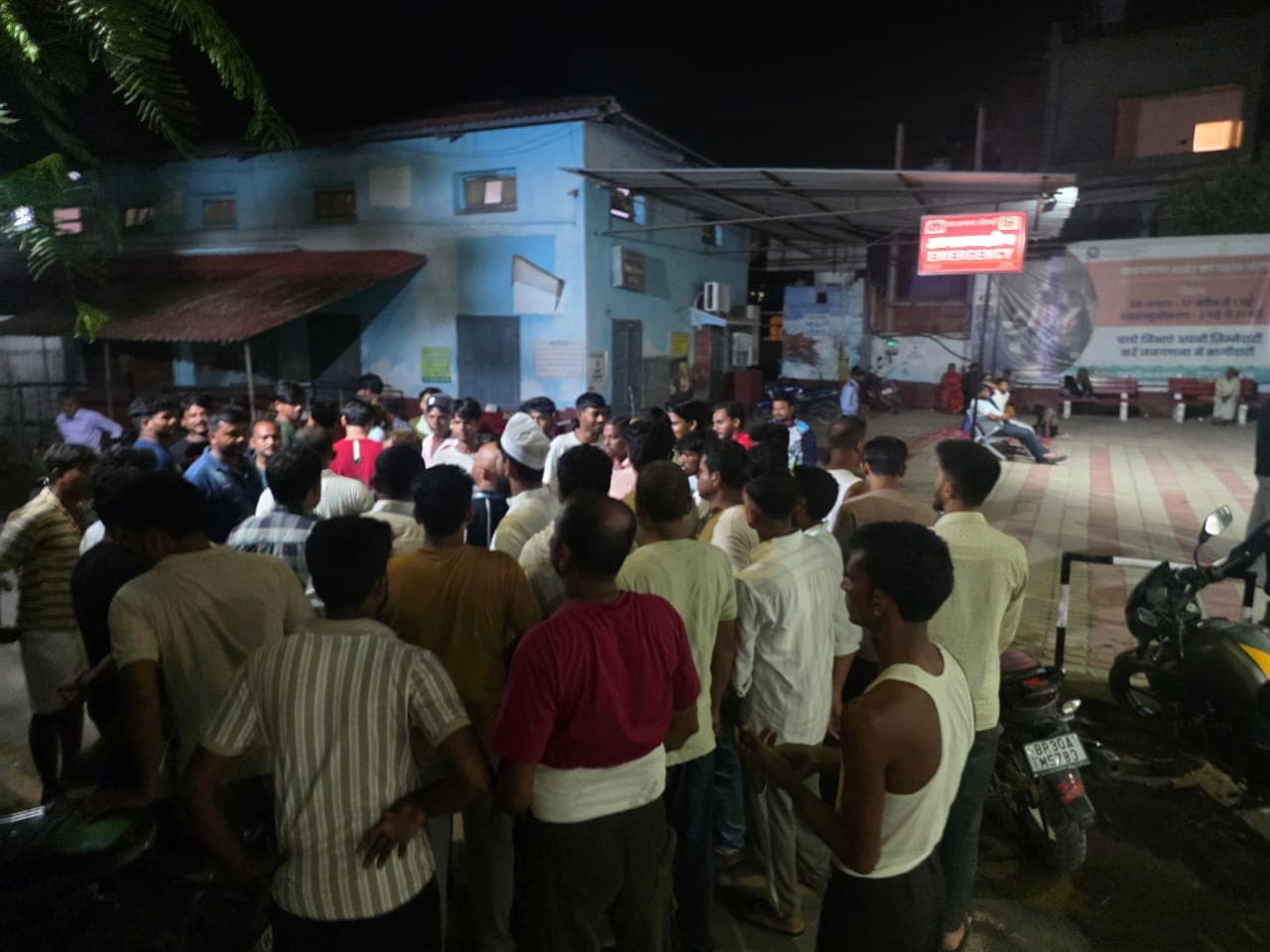 किरायेदार महिलाओं के विवाद में बीच-बचाव करने गए व्यक्ति की मारपीट में मौत, इलाके में सनसनी