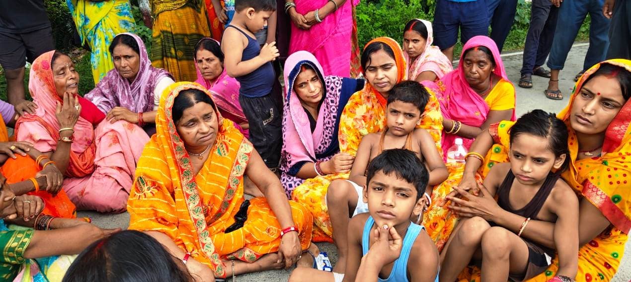 मौत की खबर मिलते ही हरसिद्धि में मचा कोहराम, पत्नी-बच्चों की चीख-पुकार से हर आंख हुई नम