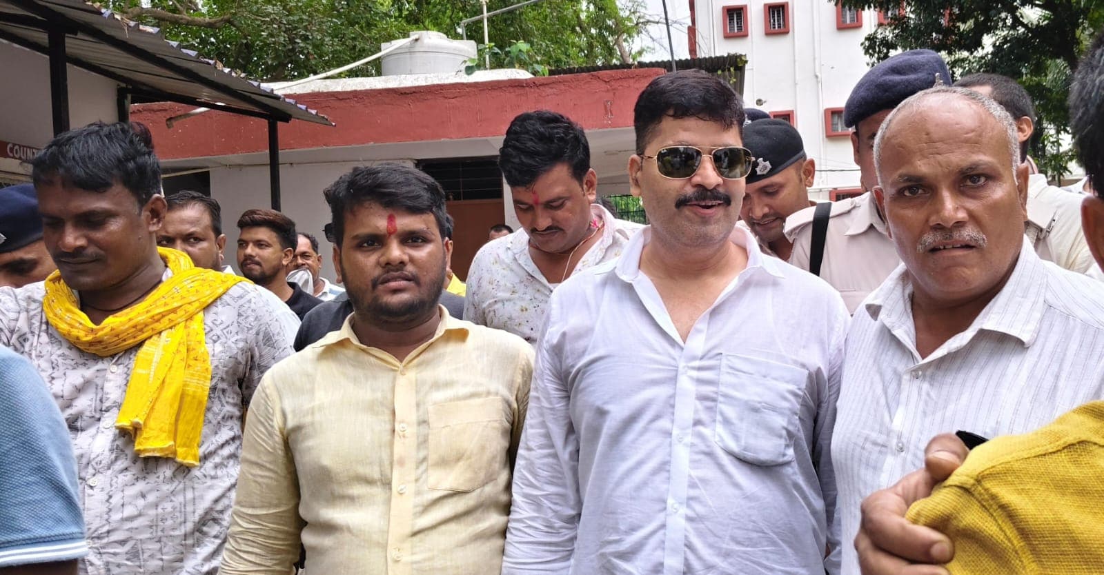 पप्पू मेहता हत्याकांड में पेशी के लिए लखीसराय पहुंचे भोला सिंह