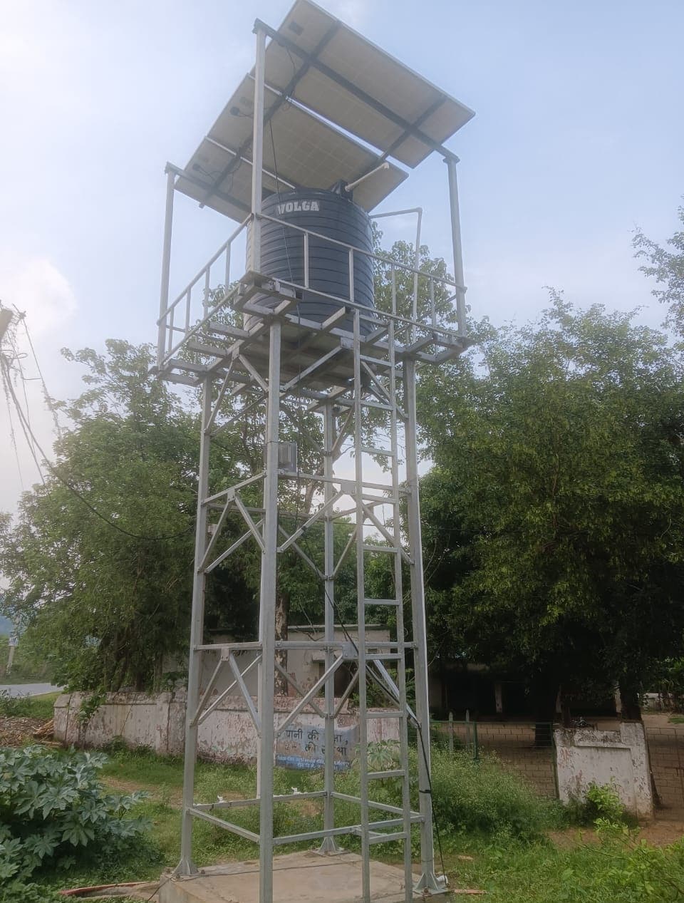 दलमा से सटे गांवों में विकास कार्य जारी : रेंजर