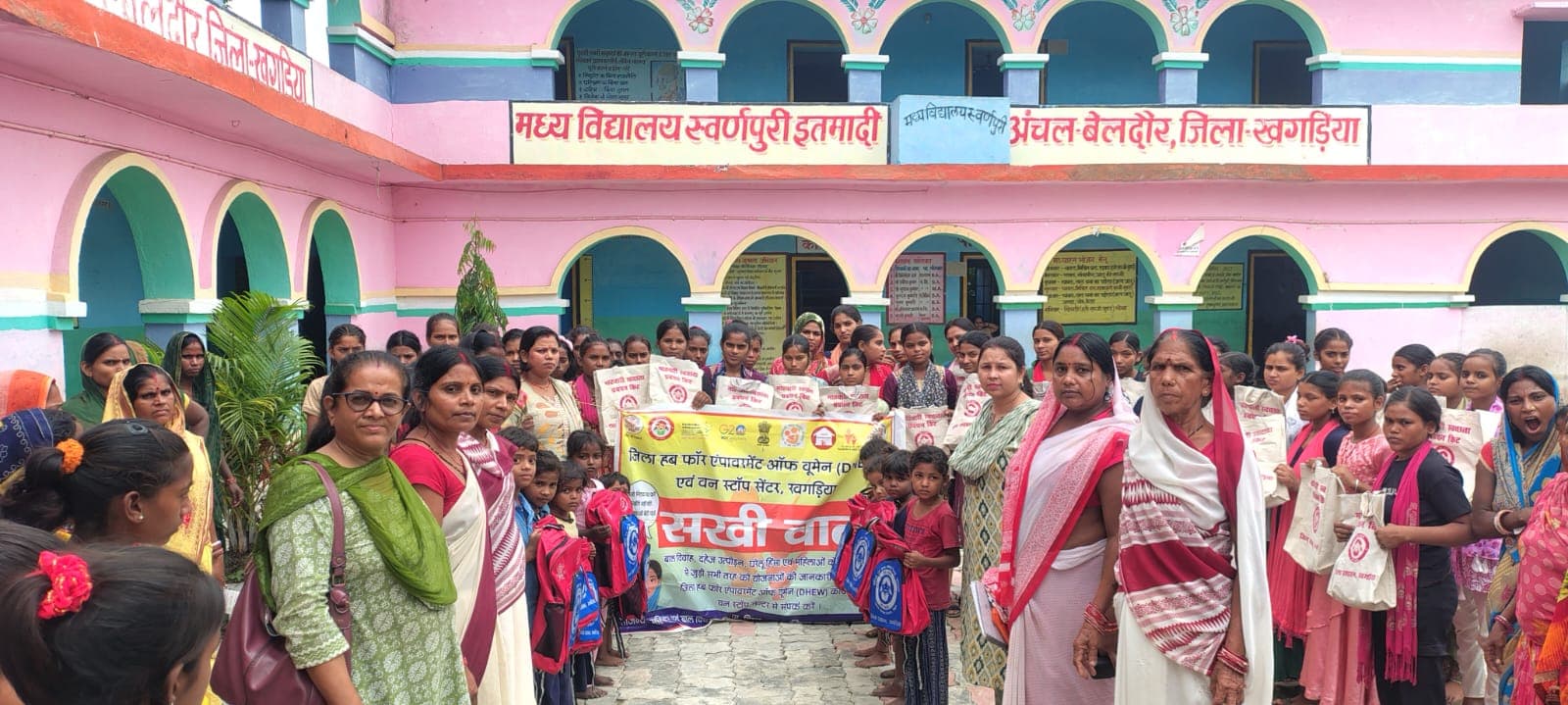 स्कूल में बाल विवाह रोकथाम व बालिकाओं के अधिकार पर किया जागरूक स्कूल में बाल विवाह रोकथाम व बालिकाओं के अधिकार पर किया जागरूक