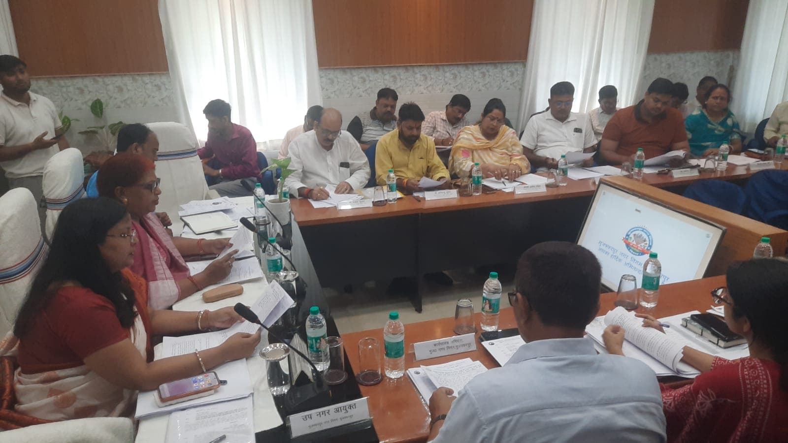 नगर निगम में पावर गेम, महापौर की शक्ति पर सशक्त स्थायी समिति का प्रहार, मेयर की 19 योजनाएं रद्द नगर निगम में पावर गेम, महापौर की शक्ति पर सशक्त स्थायी समिति का प्रहार, मेयर की 19 योजनाएं रद्द