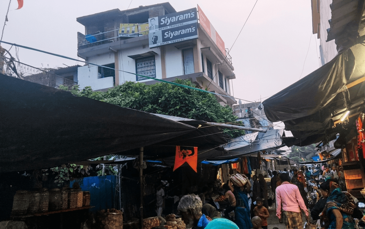 फायर ऑडिट के आदेश बेअसर, बारसोई बाजार में मंडरा रहा बड़े हादसे का खतरा