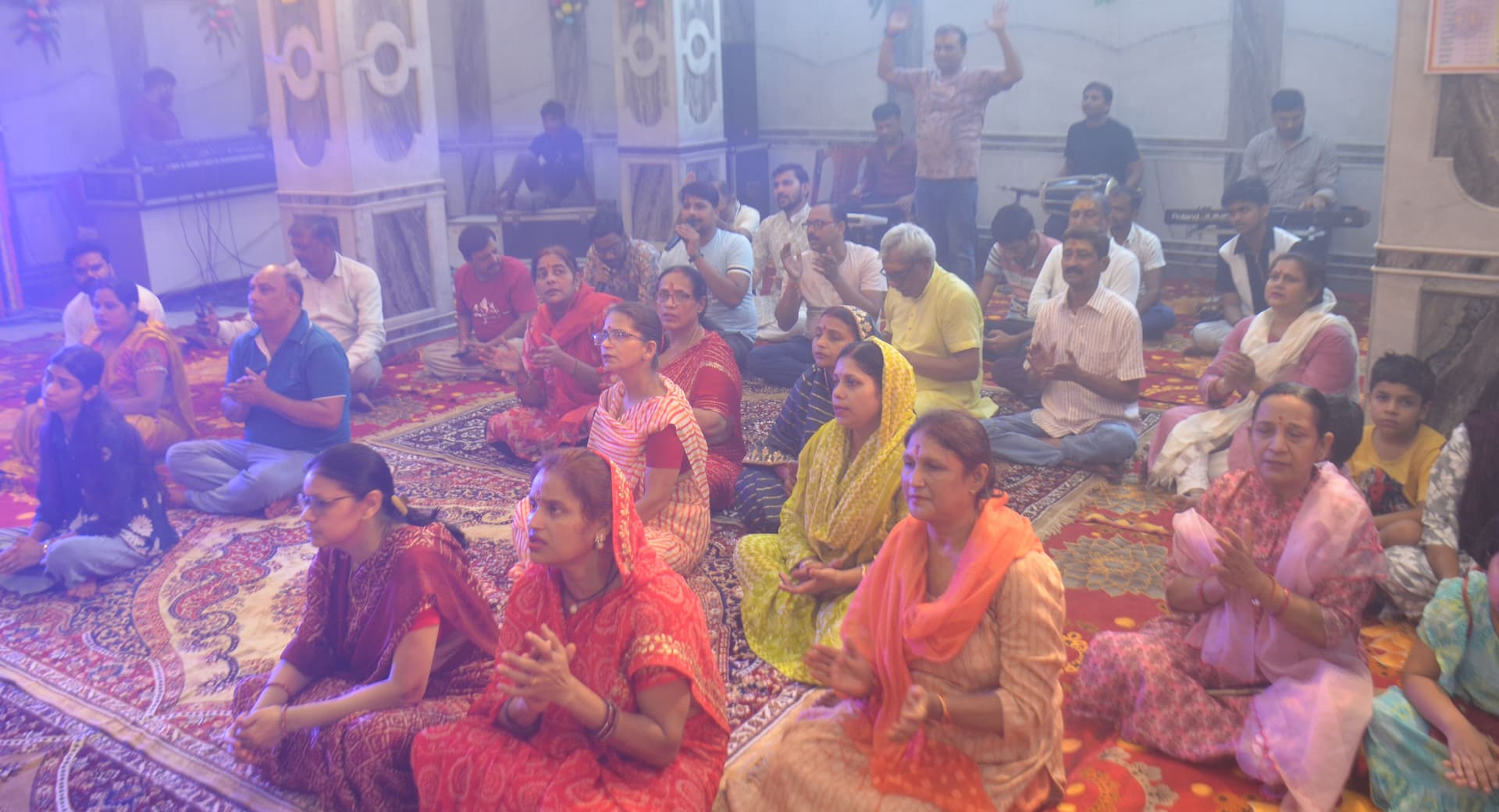 भागलपुर के चुनिहारी टोला खाटू श्याम मंदिर में 17वां प्राण प्रतिष्ठा समारोह: छप्पन भोग के साथ सजी भजनों की महफिल