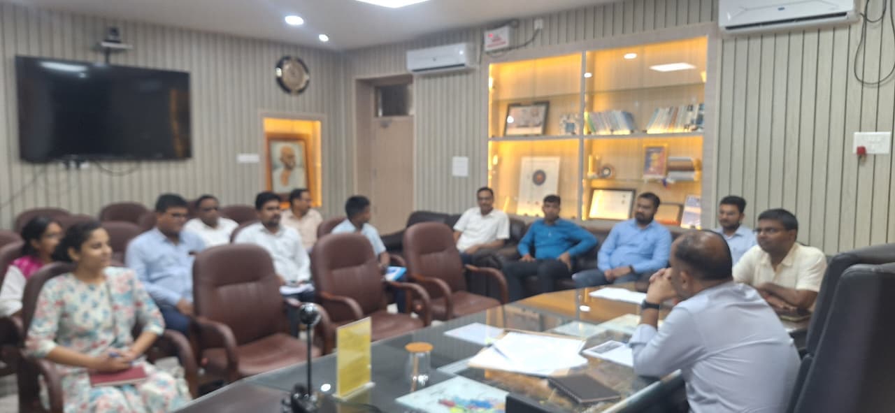 सहरसा सहयोग शिविर के लंबित आवेदनों पर DM सख्त, समयसीमा में निष्पादन नहीं हुआ तो होगी जवाबदेही