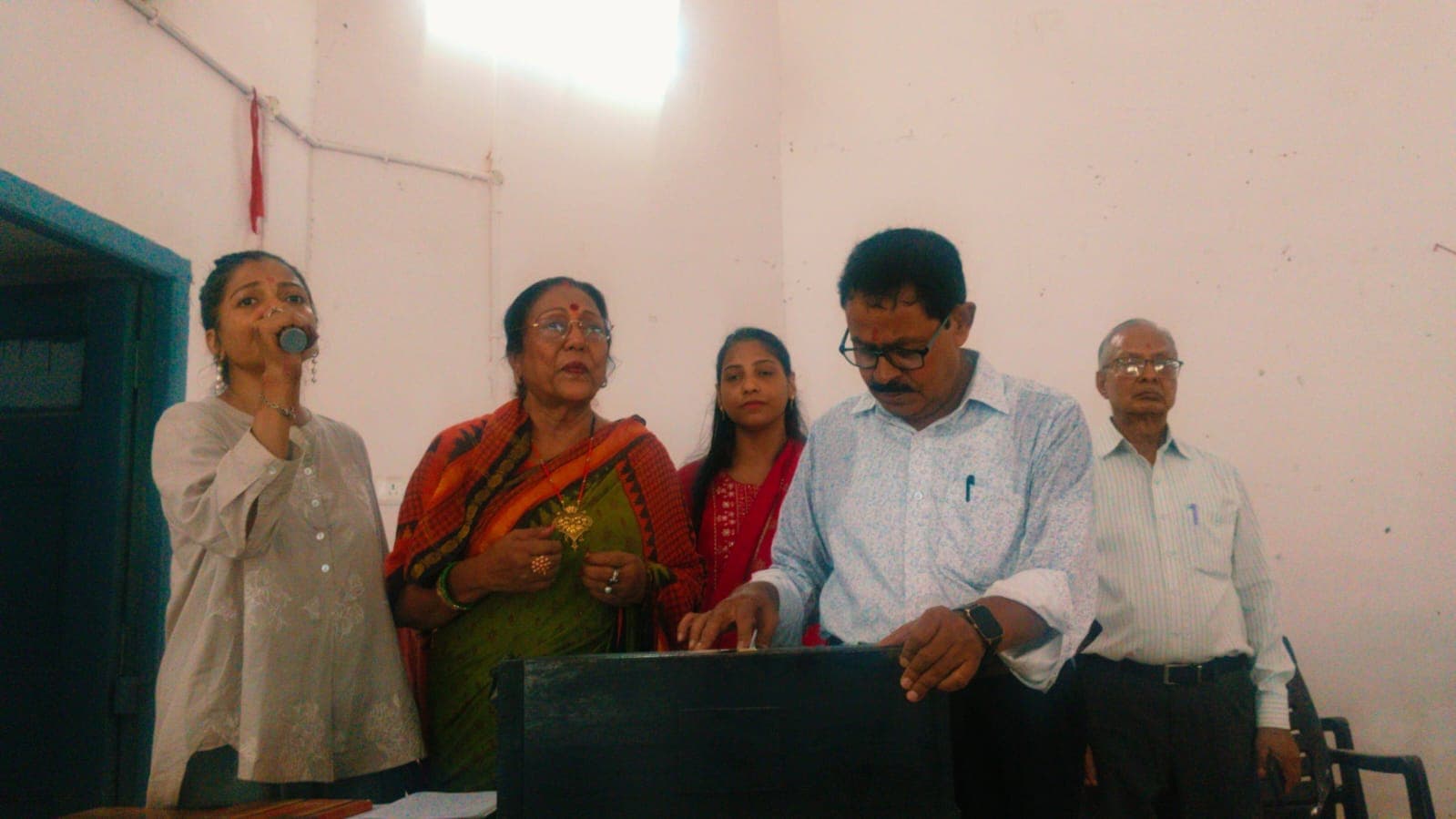 मुजफ्फरपुर में गूंजे सुर: सुरंगमा कला केंद्र की कार्यशाला में बच्चों ने सीखे संगीत से तनाव मुक्ति के मंत्र
