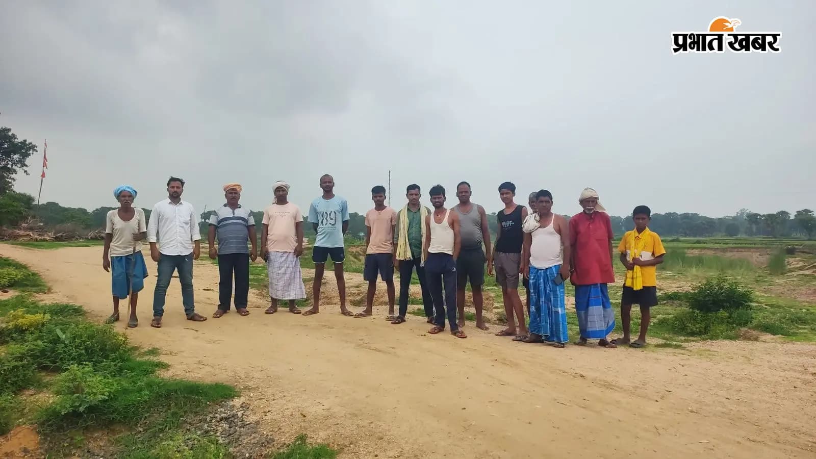 फरका बुजुर्ग के गागन खुर्द में 10 एकड़ जमीन को लेकर विवाद, दो गुटों में तनाव का माहौल