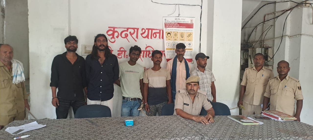 कैमूर: कुदरा में शराबबंदी के खिलाफ अभियान तेज, छह शराबी गिरफ्तार, मेडिकल जांच में हुई पुष्टि