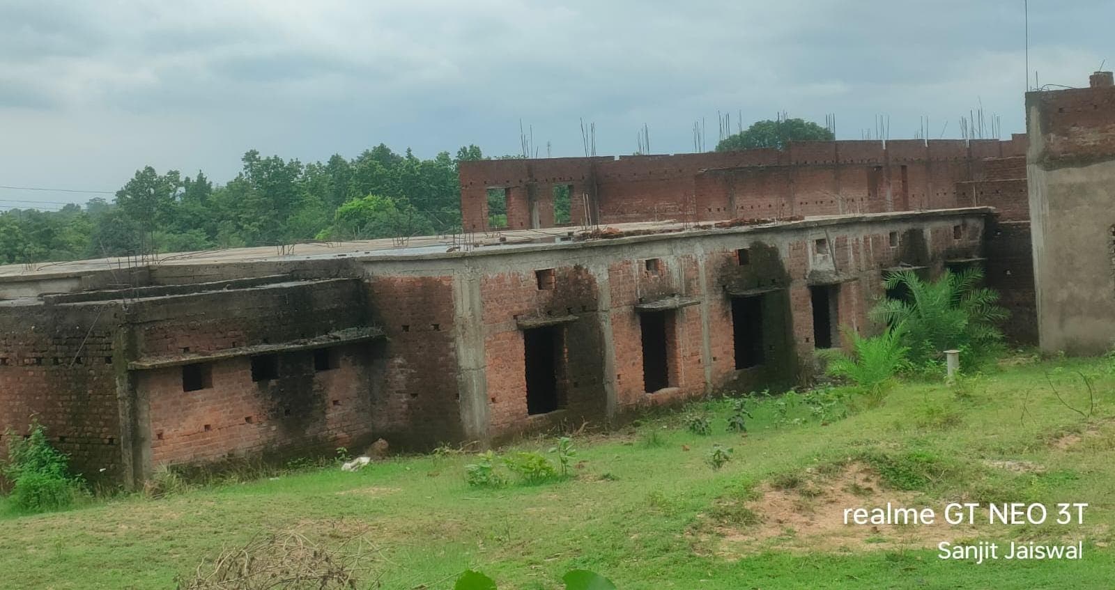 तीन करोड़ की योजना विभागीय लापरवाही की भेंट, 2023 से पूरी तरह बंद है निर्माण कार्य