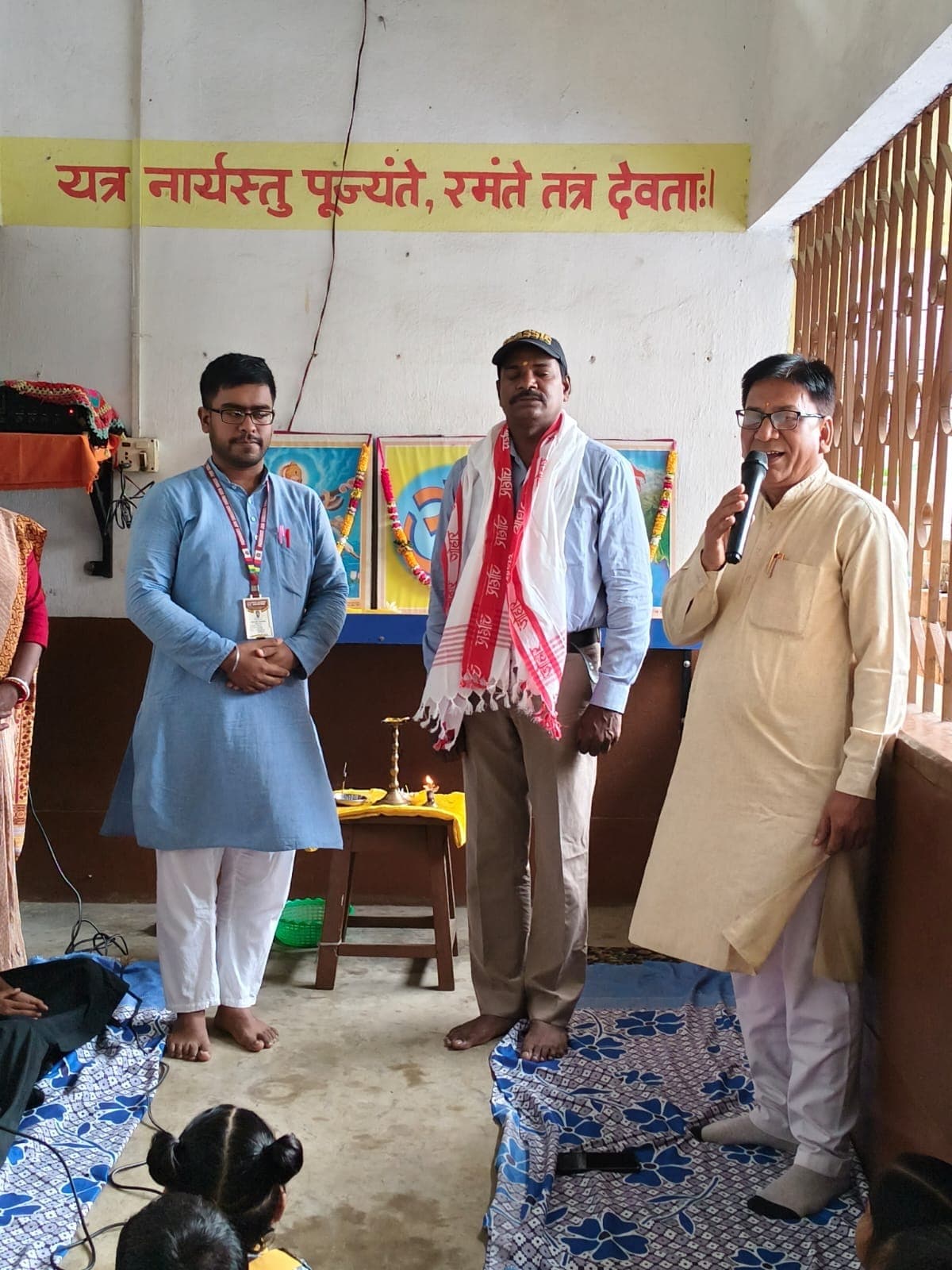 पद्मावती जैन सरस्वती शिशु विद्या मंदिर में वंदना सभा आयोजित, आरपीएफ हेड कांस्टेबल ने किया दीप प्रज्वलन