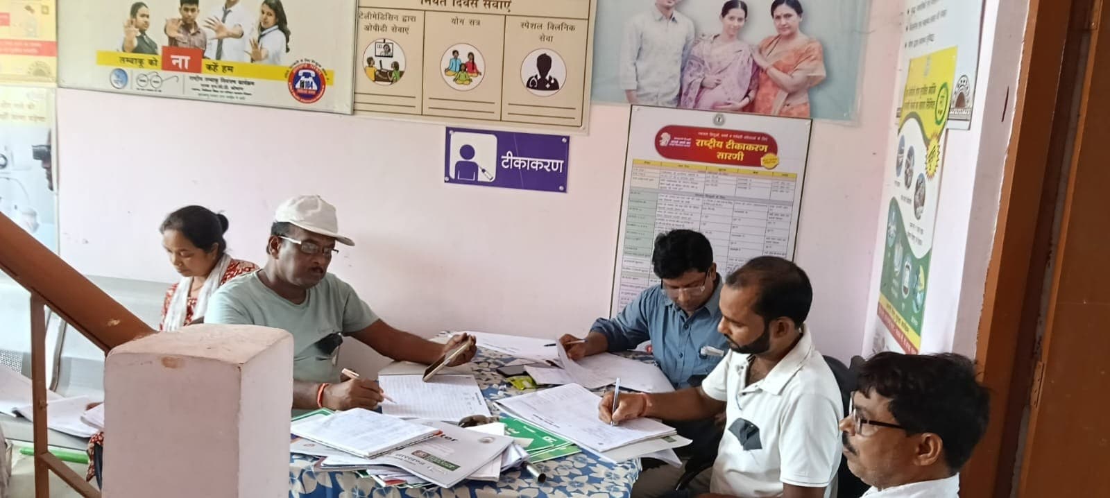 नियमितीकरण की मांग को लेकर एमपीडब्ल्यू कर्मियों का चरणबद्ध आंदोलन जारी