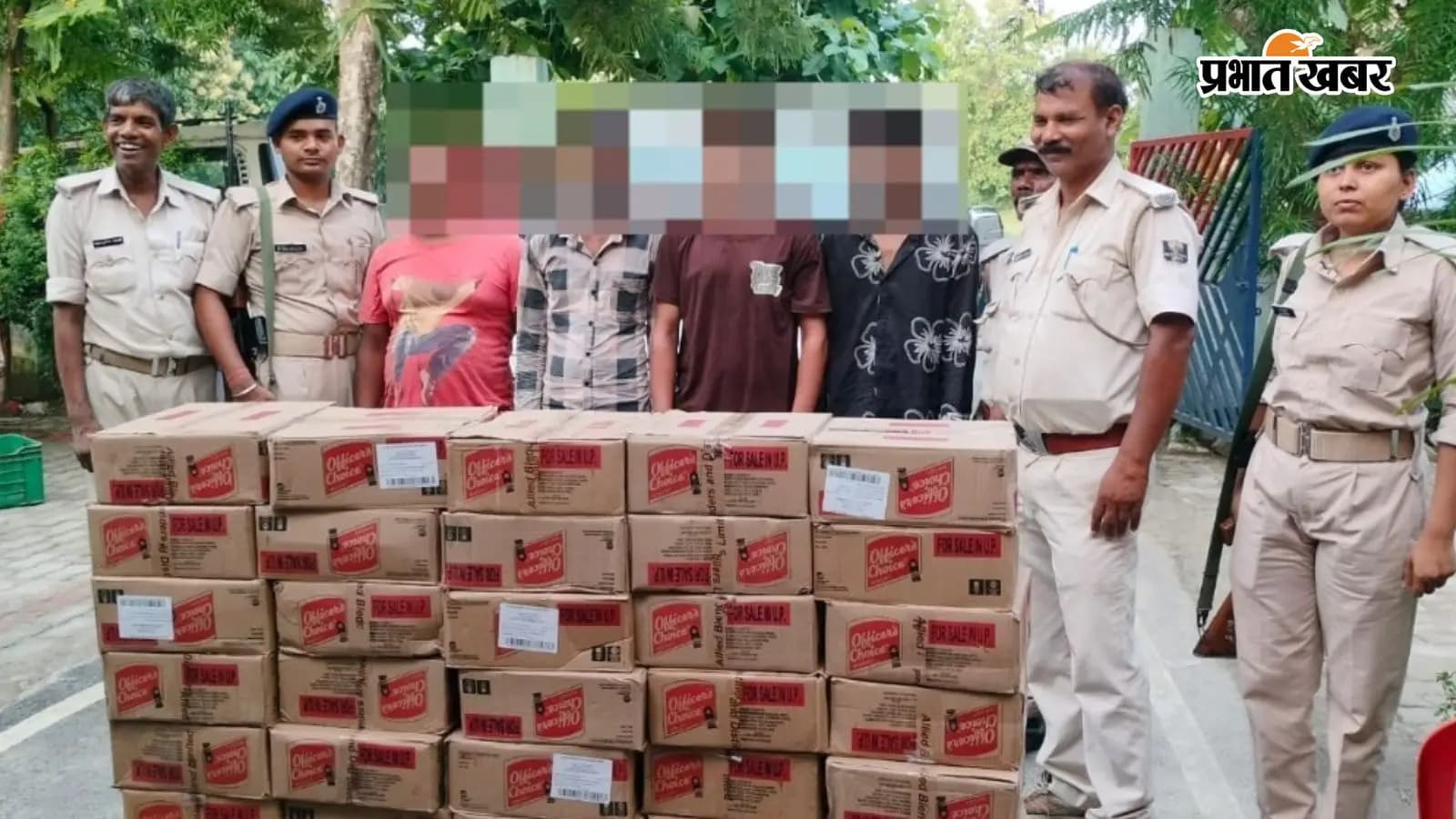 गोपालपुर में 399 लीटर अवैध शराब के साथ तीन तस्कर गिरफ्तार, बोलेरो व बाइक जब्त गोपालपुर में 399 लीटर अवैध शराब के साथ तीन तस्कर गिरफ्तार, बोलेरो व बाइक जब्त