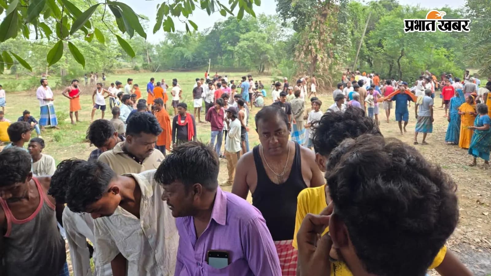 अज्ञात महिला का शव कुआं से बरामद, नहीं हुई है पहचान अज्ञात महिला का शव कुआं से बरामद, नहीं हुई है पहचान