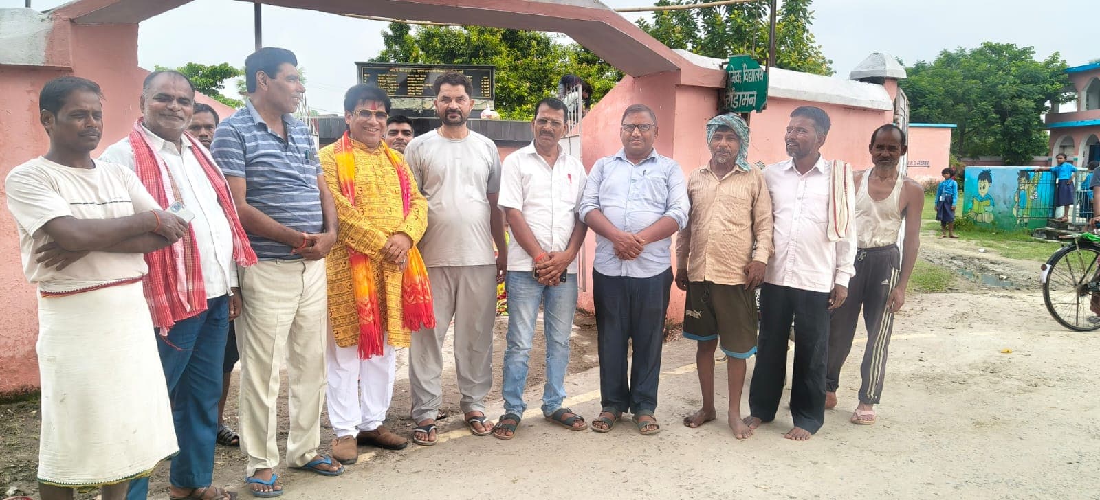 सारण में गंडामन मिड डे मील त्रासदी की बरसी पर छलके आंसू, 13 साल बाद भी अधूरे हैं विकास के वादे