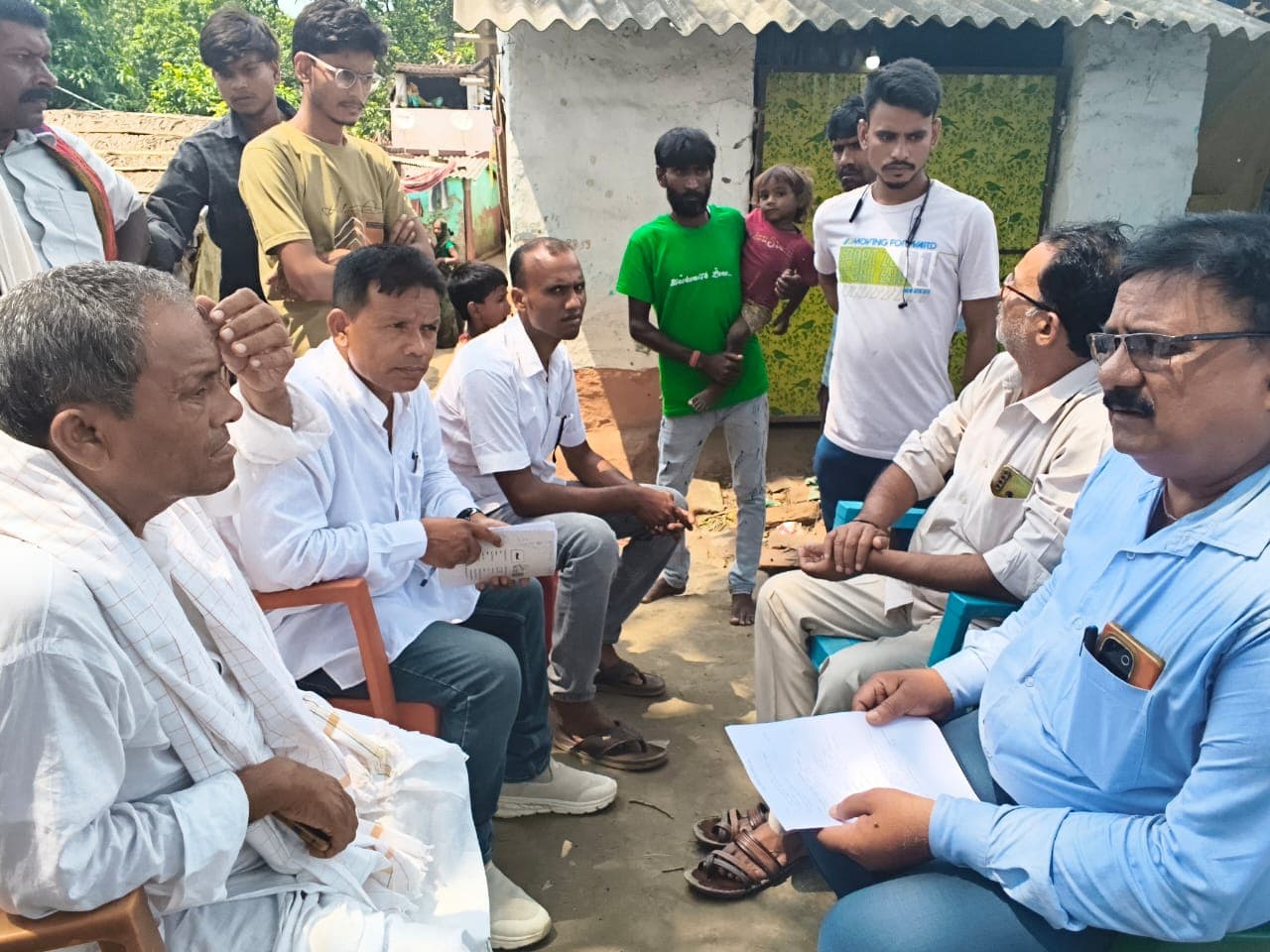 पीड़ित परिवार से मिल लोजपा (आर)  का शिष्टमंडल दी, सांत्वना